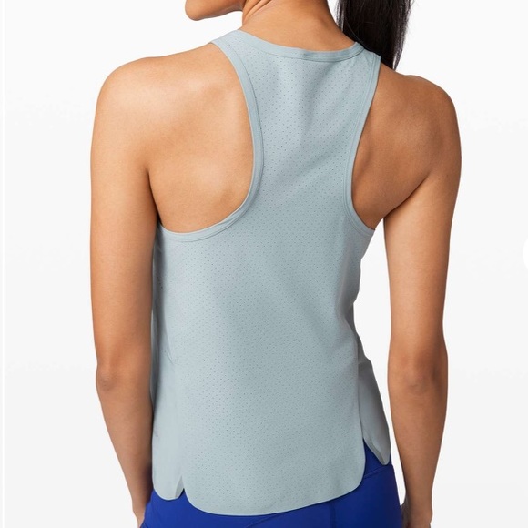 Lululemon Find Your Pace Tank
Blue Cast Reflective - Picture 3 of 9